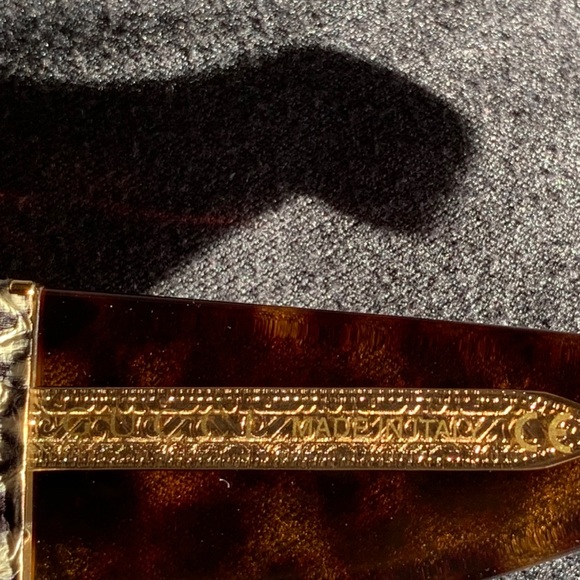 Gucci oversized square sunglasses! - Picture 13 of 16